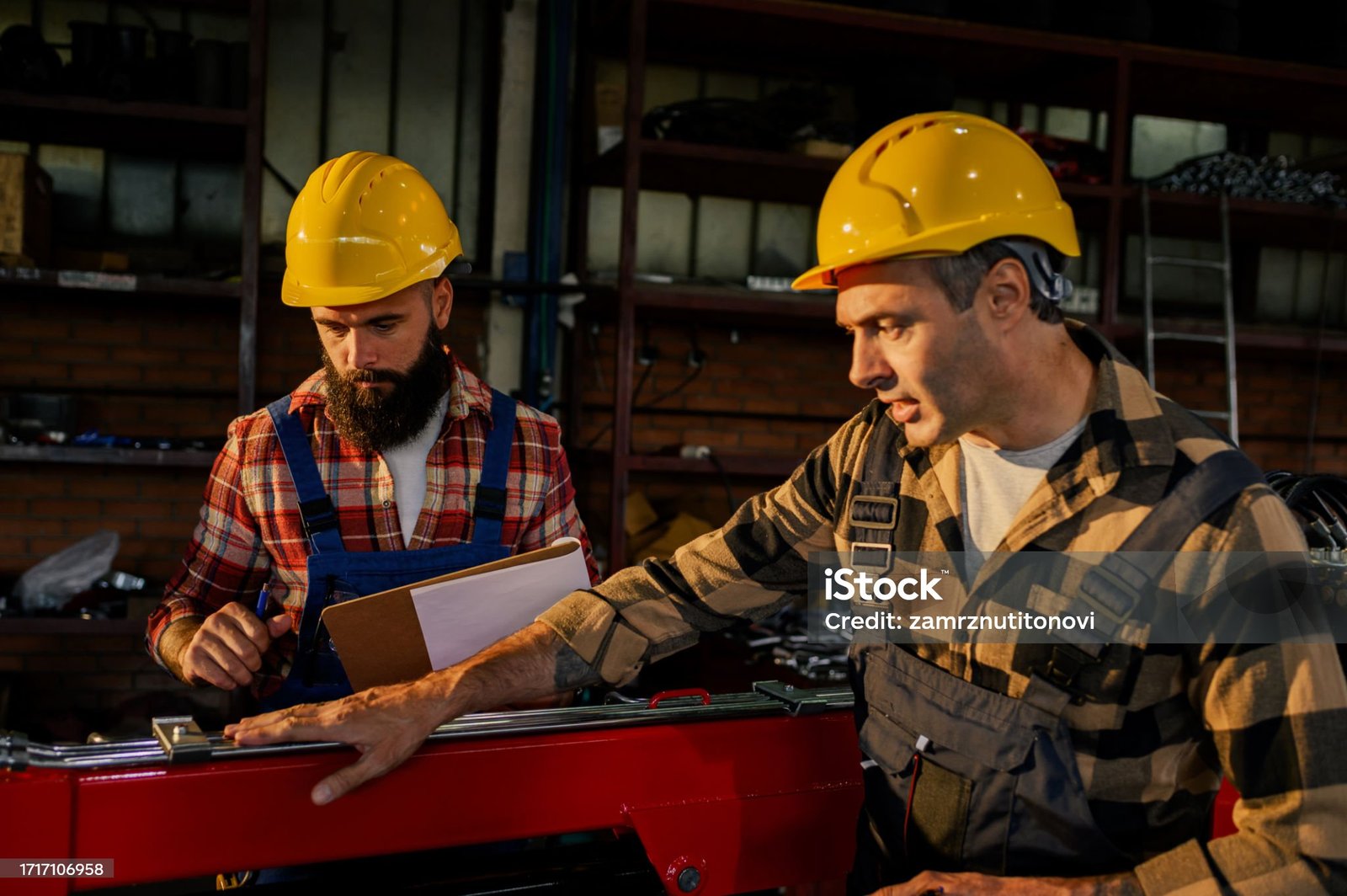 لوحات تحكم المجمع التجاري